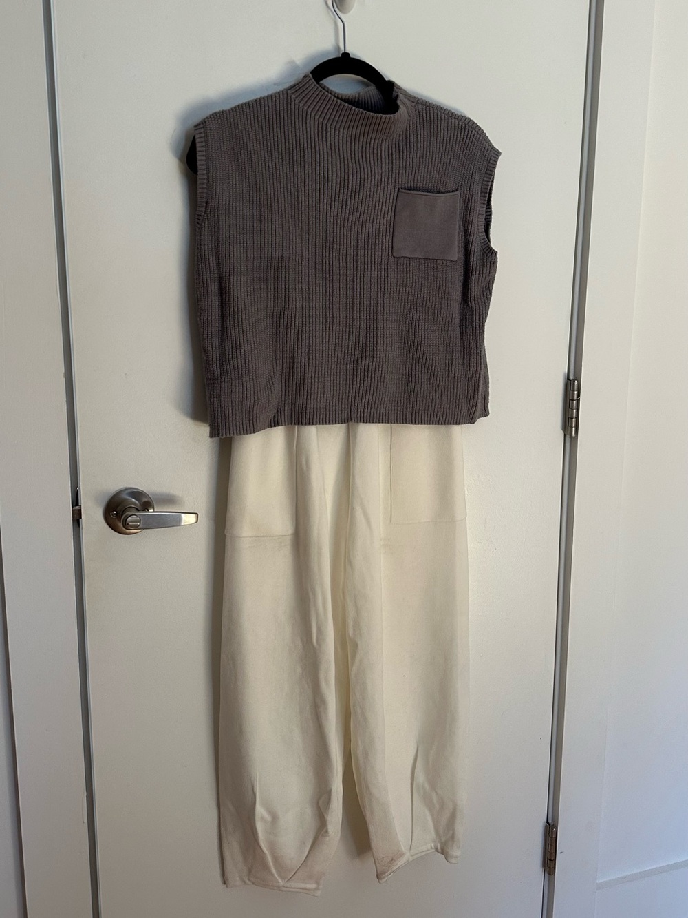 Sleeveless Ribbed Knit Top and Cream Pants Set Free People Loon ALike
